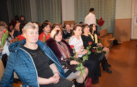 10 жінкам Костопільщини присвоїли почесне звання «Мати-героїня» 10 жінкам Костопільщини присвоїли почесне звання «Мати-героїня»