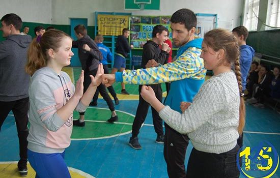 На Гощанщині діти взяли участь у «Розминці від чемпіона» На Гощанщині діти взяли участь у «Розминці від чемпіона»