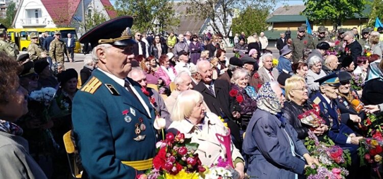 Сотні рівнян вшанувати подвиг переможців нацизму у Другій світовій війні Сотні рівнян вшанувати подвиг переможців нацизму у Другій світовій війні