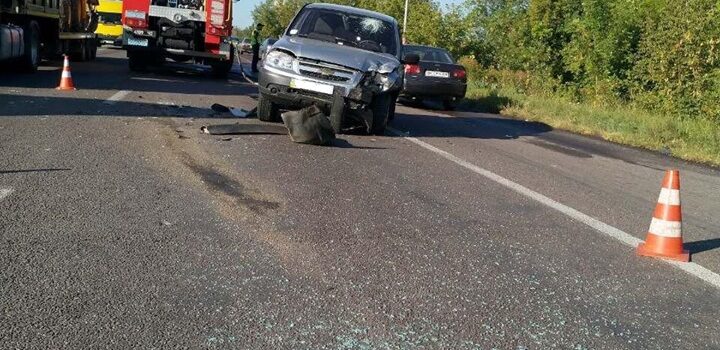 У Рівному сталася ДТП: на місці події працювали рятувальники У Рівному сталася ДТП: на місці події працювали рятувальники