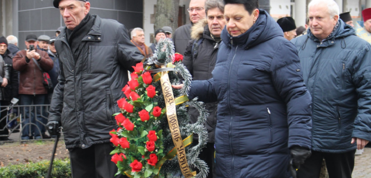 У Рівному вшанували героїв-ліквідаторів У Рівному вшанували героїв-ліквідаторів