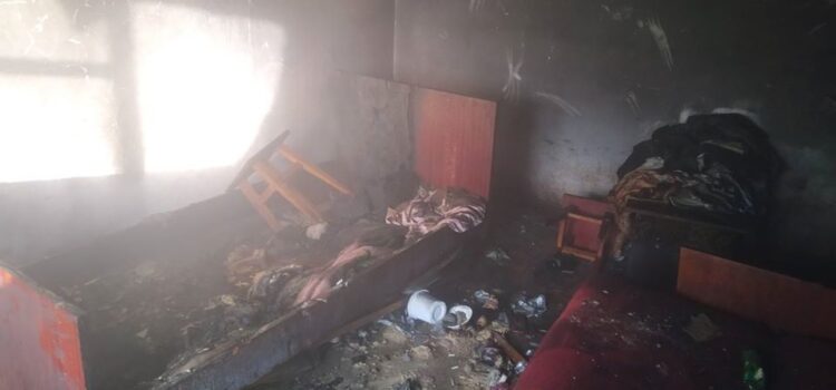 На Рівненщині під час ліквідації пожежі вогнеборці виявили тіло чоловіка На Рівненщині під час ліквідації пожежі вогнеборці виявили тіло чоловіка